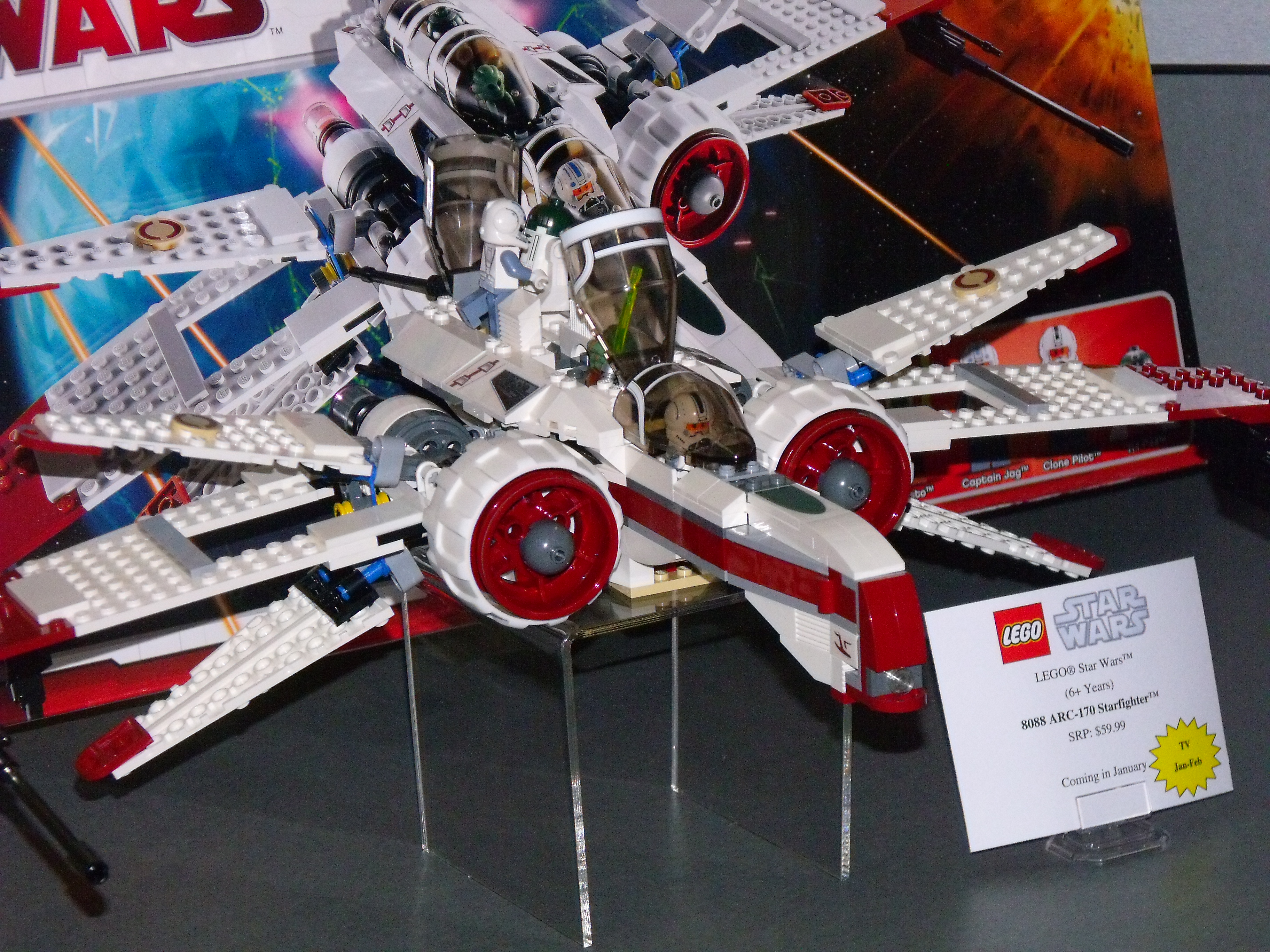 toy_fair_210.jpg