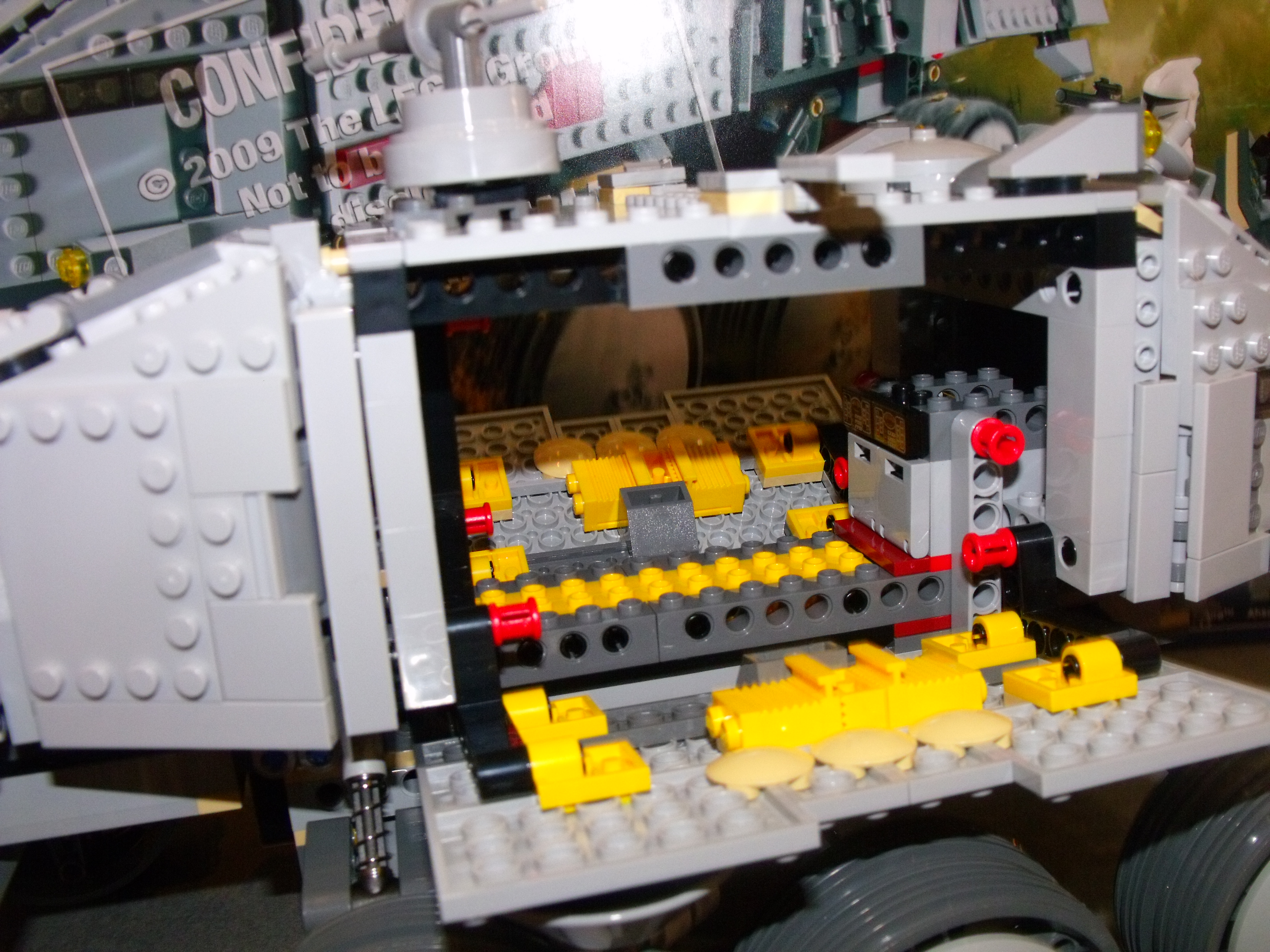 toy_fair_474.jpg