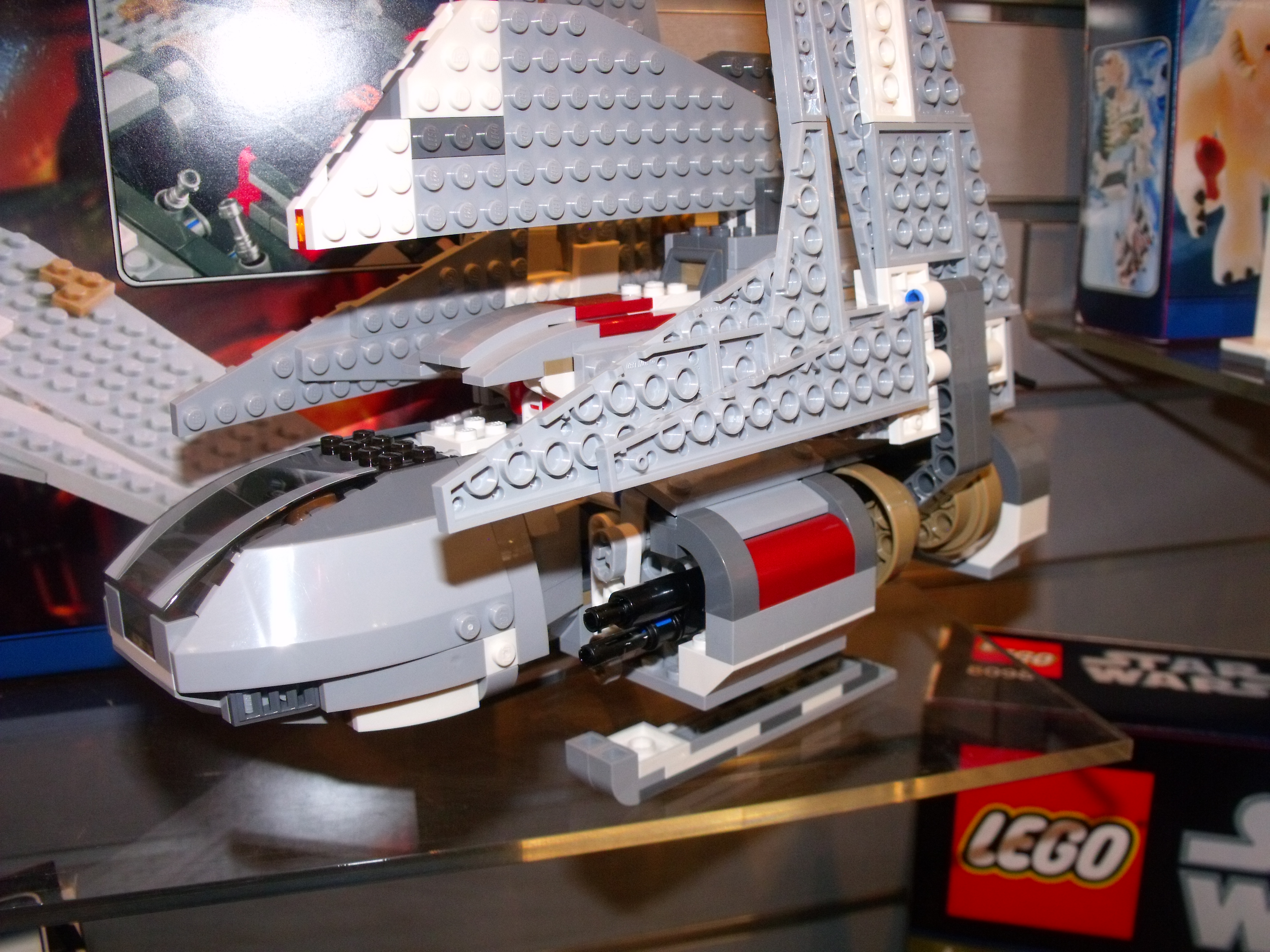 toy_fair_485.jpg