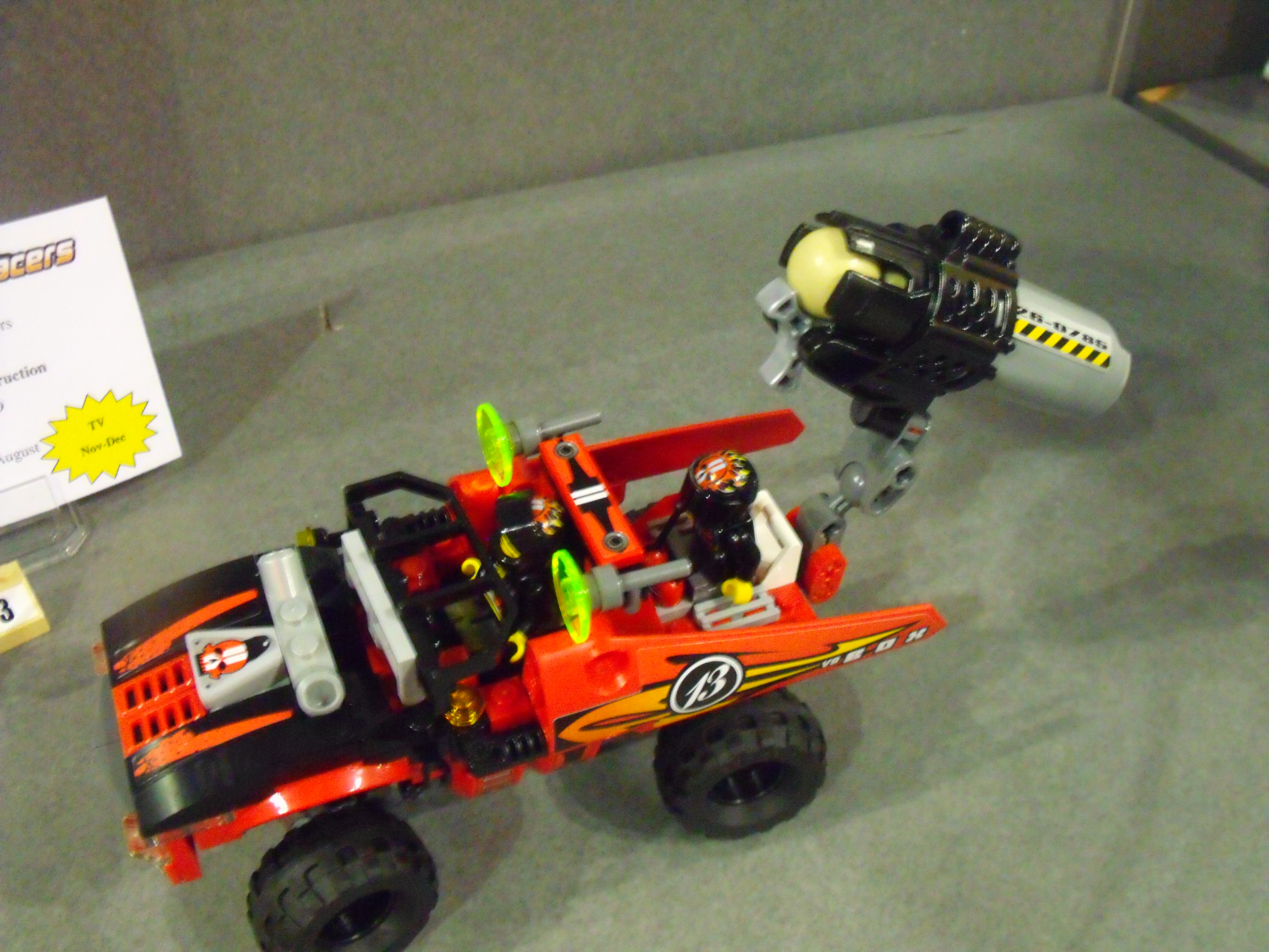 toy_fair_098.jpg