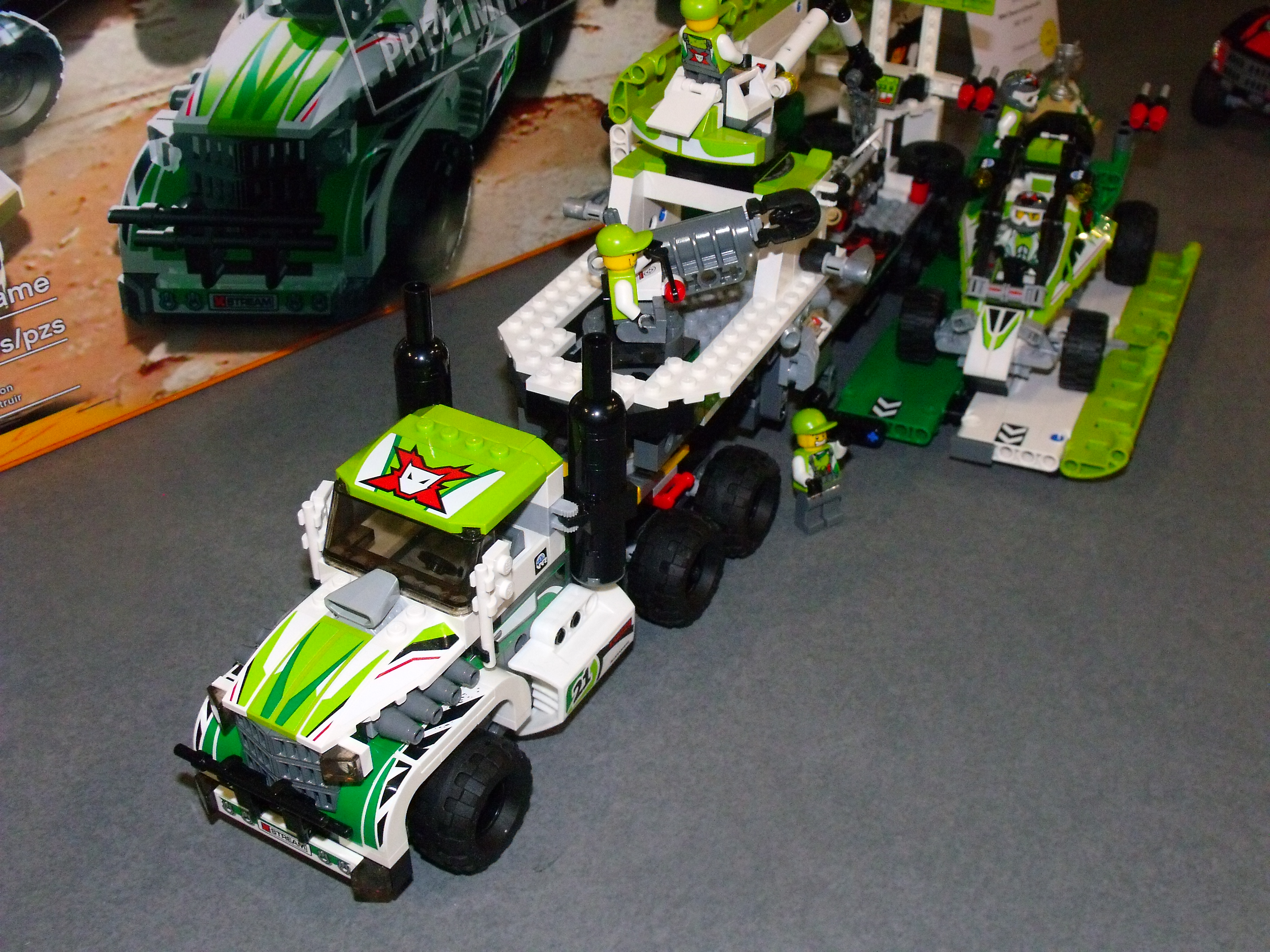 toy_fair_198.jpg