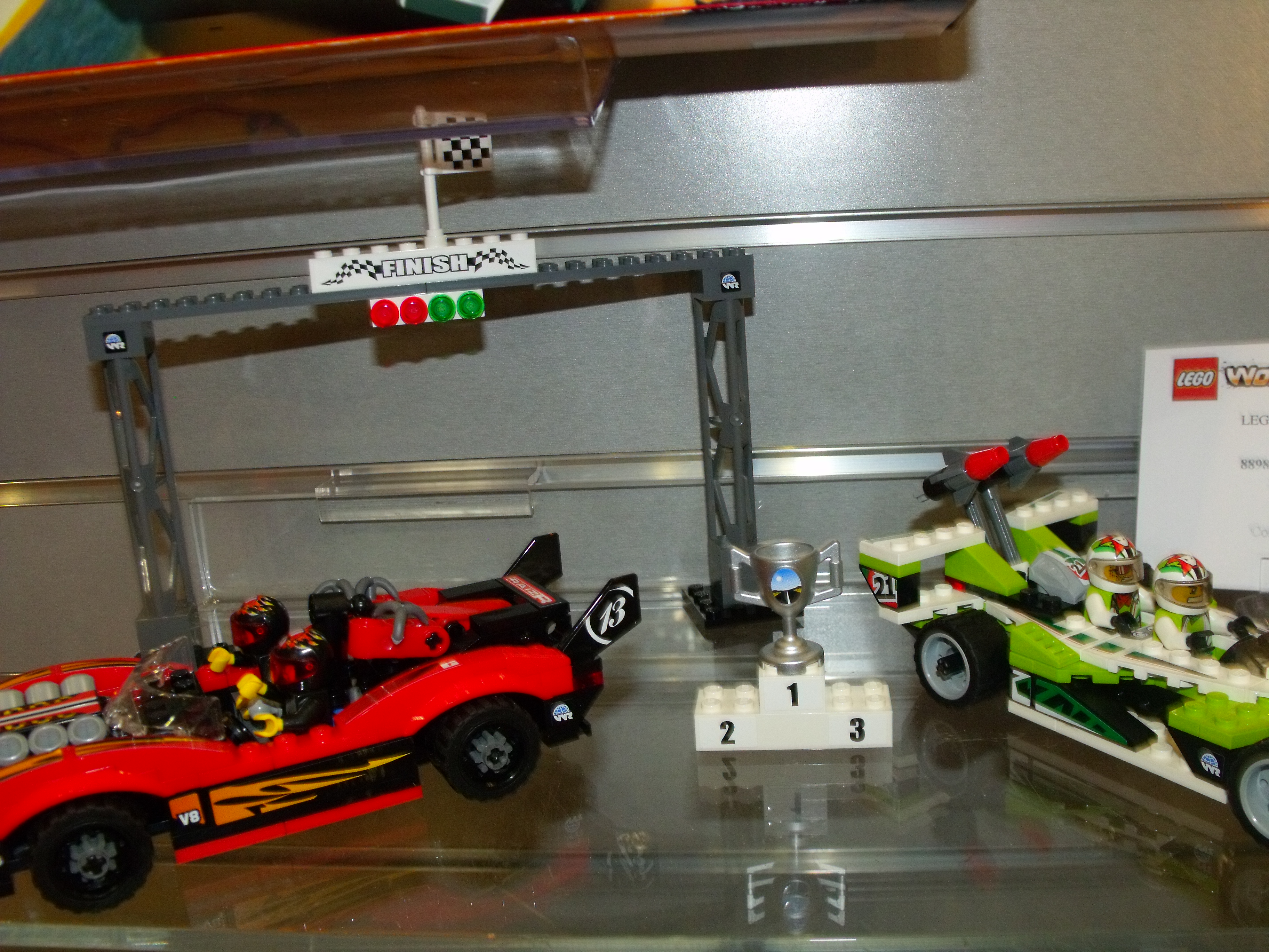 toy_fair_415.jpg