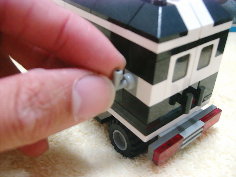 7033-06.jpg
