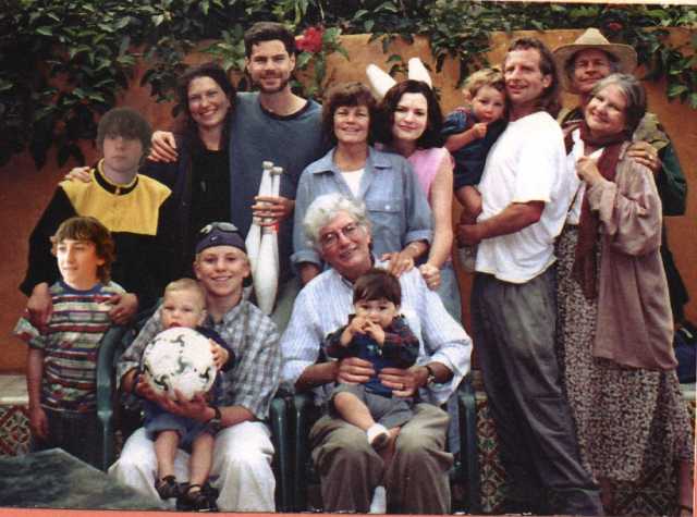 family-reunion-july-2000.jpg
