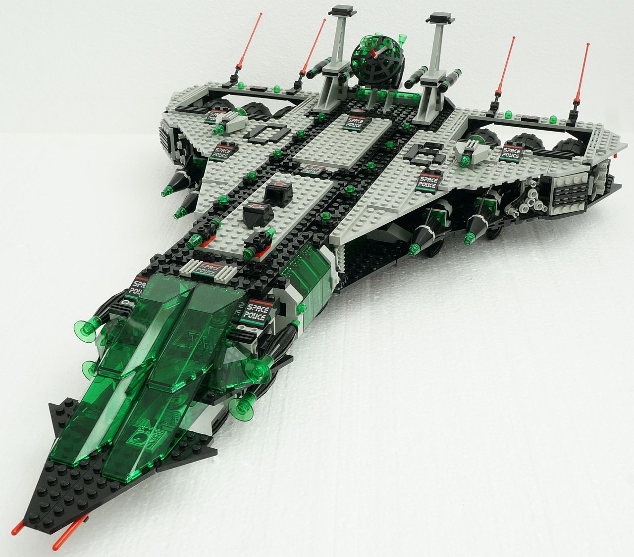 ce01.jpg