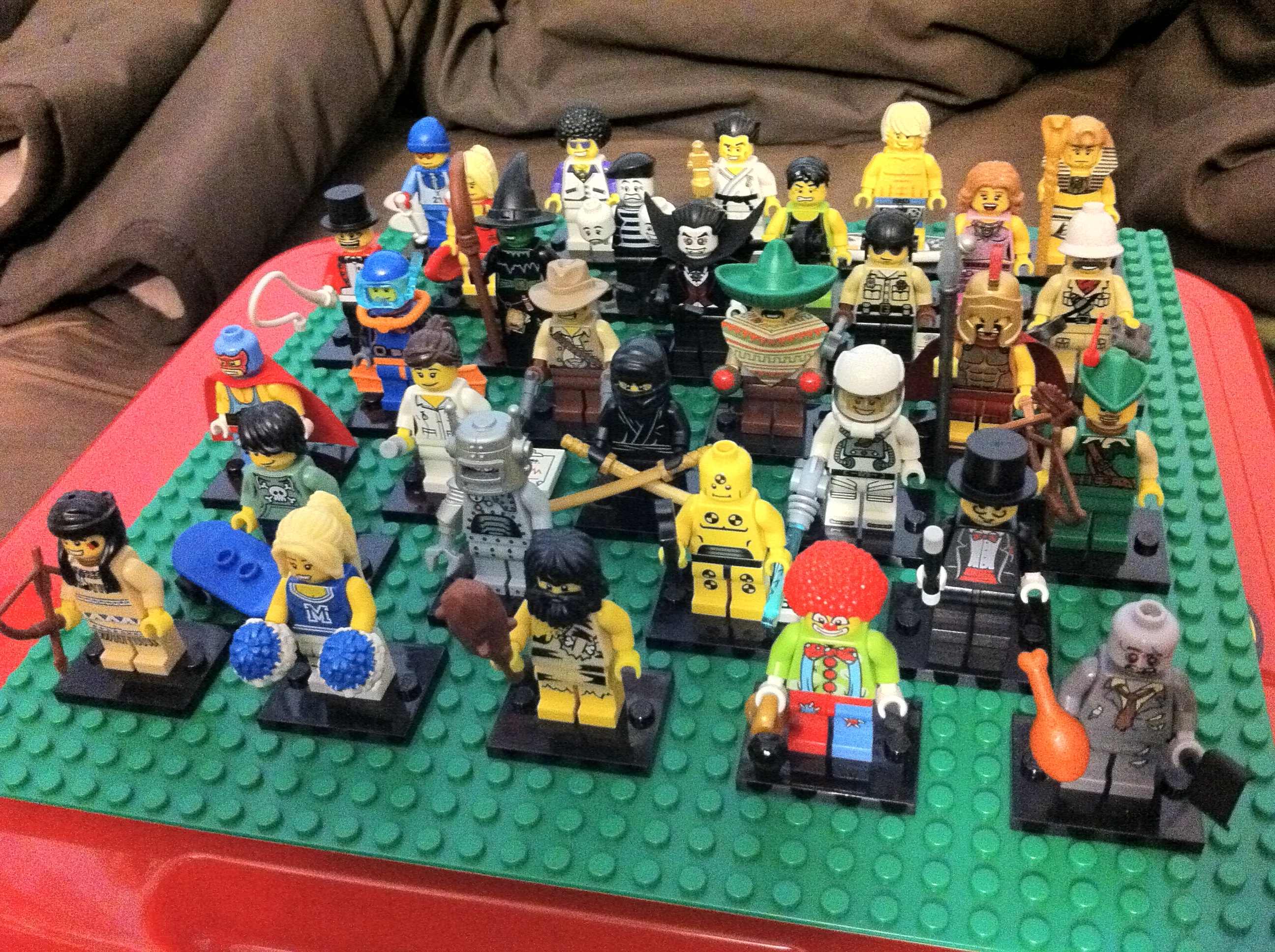 minifigs01.jpg