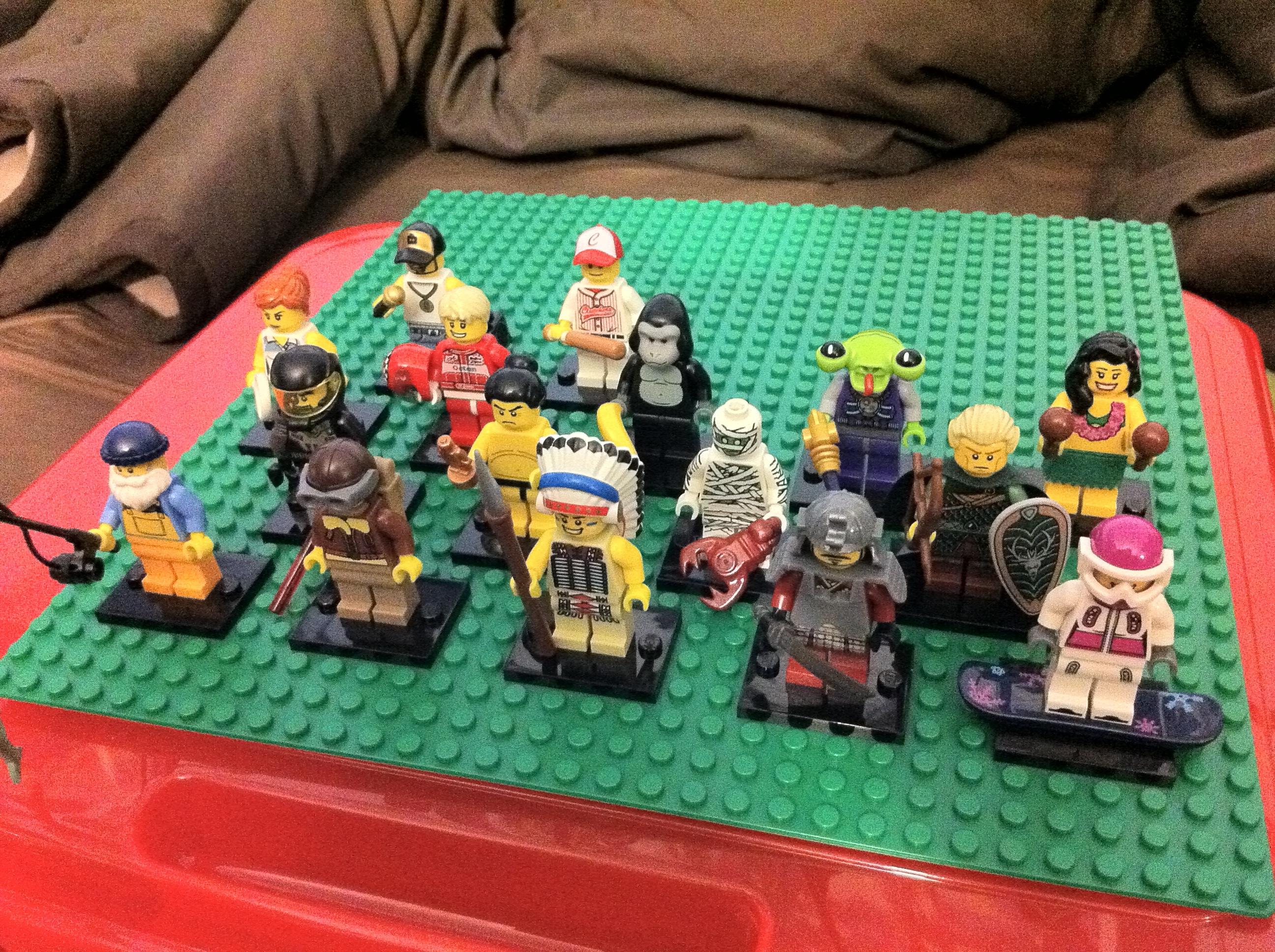 minifigs02.jpg