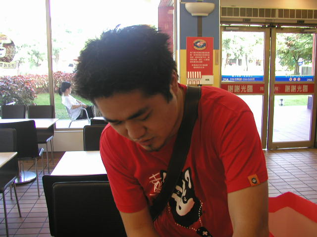 pb190208.jpg