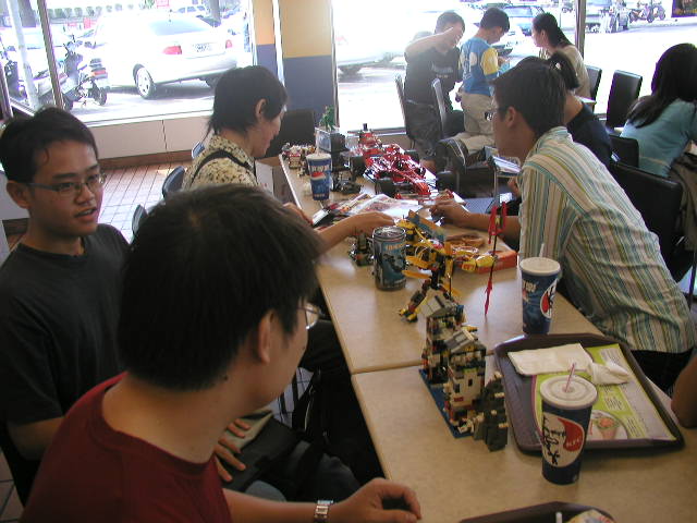 pb190221.jpg