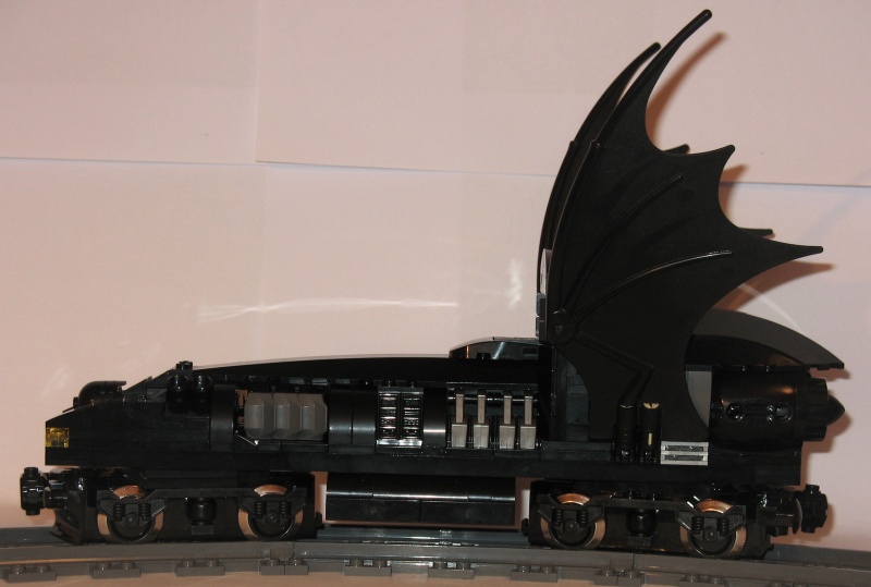 batmotive03.jpg