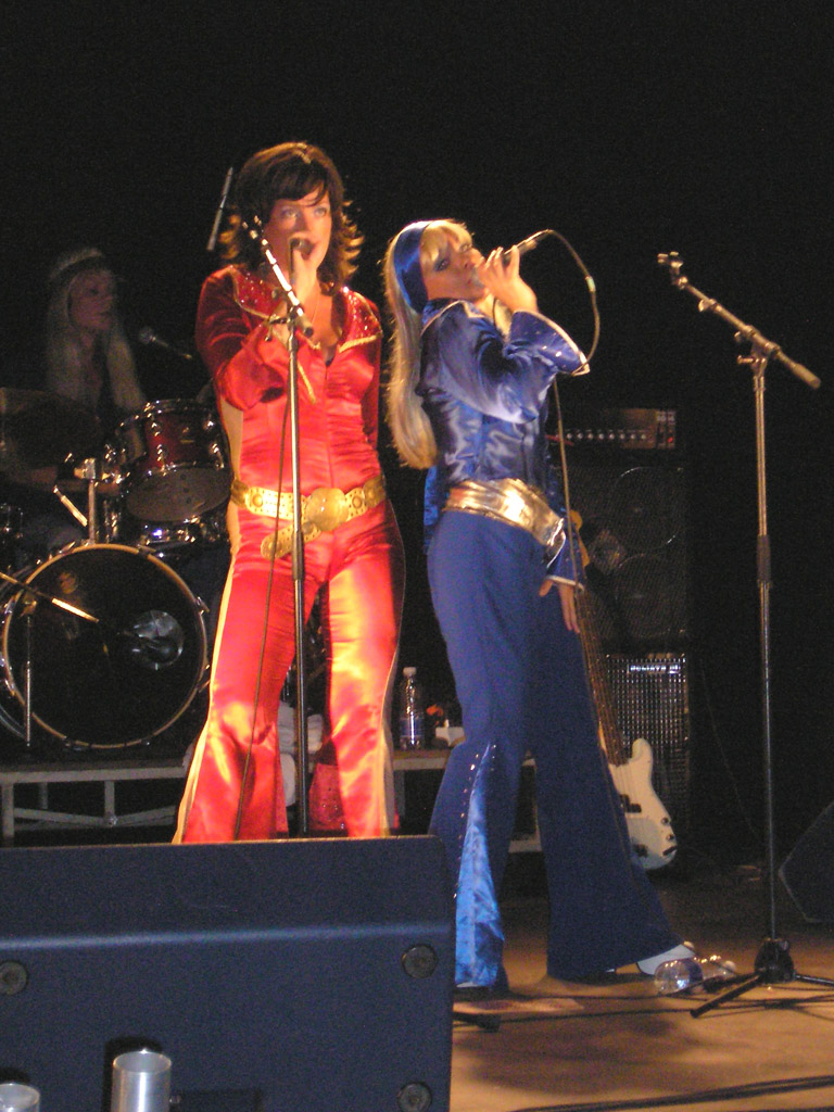 32_concert_abba.jpg