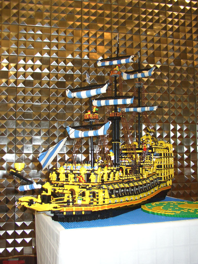 tsl2005_galleon_2.jpg