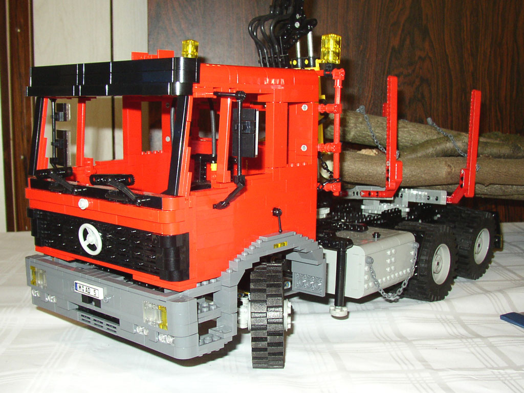 tsl2005_mb_truck_1.jpg