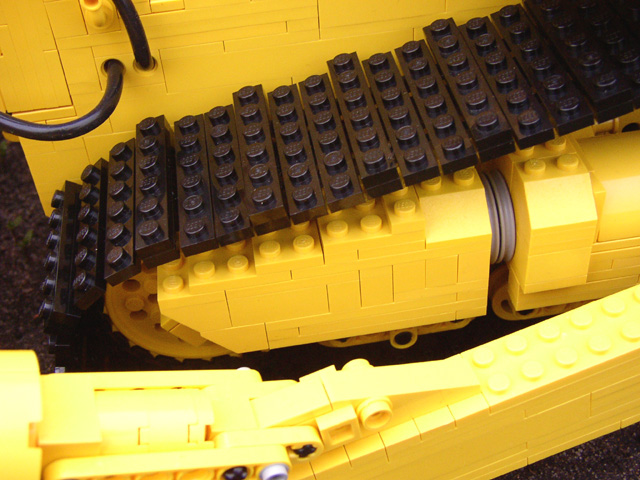 cat_d9n_details_12.jpg
