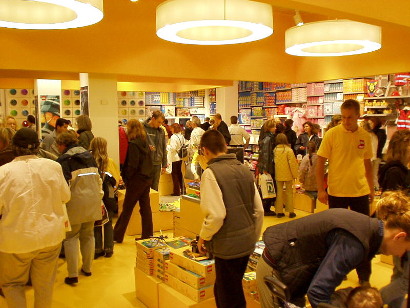 01_brandstore_hamburg_store.jpg