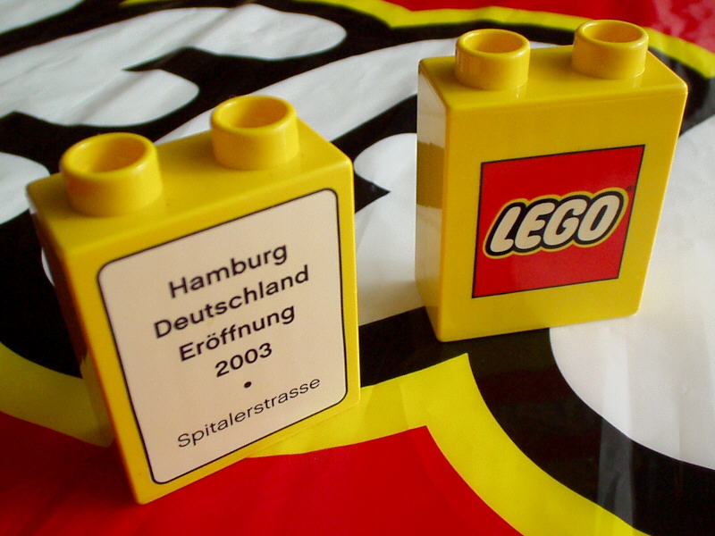 25_brandstore_hamburg_bricks.jpg