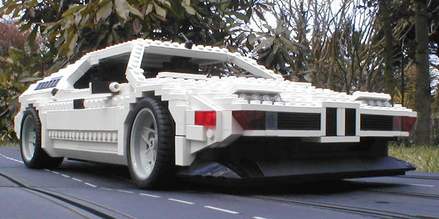 bmw_m1_view10.jpg