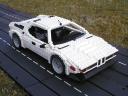 bmw_m1_view13.jpg