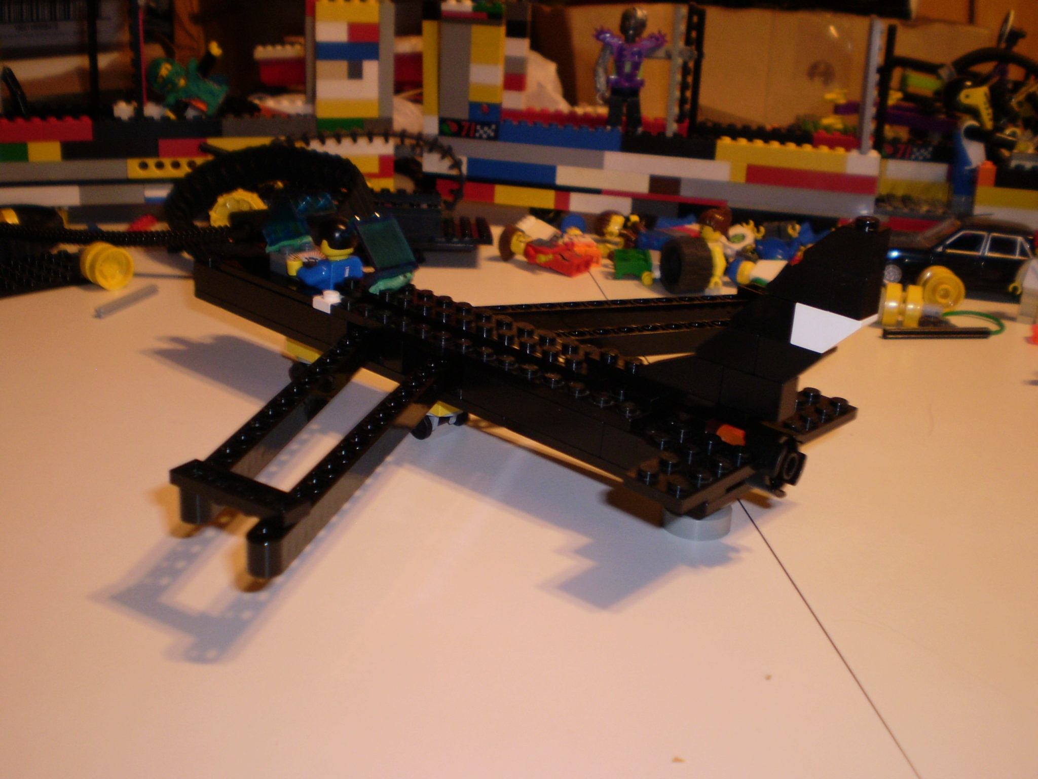 picture_004.jpg