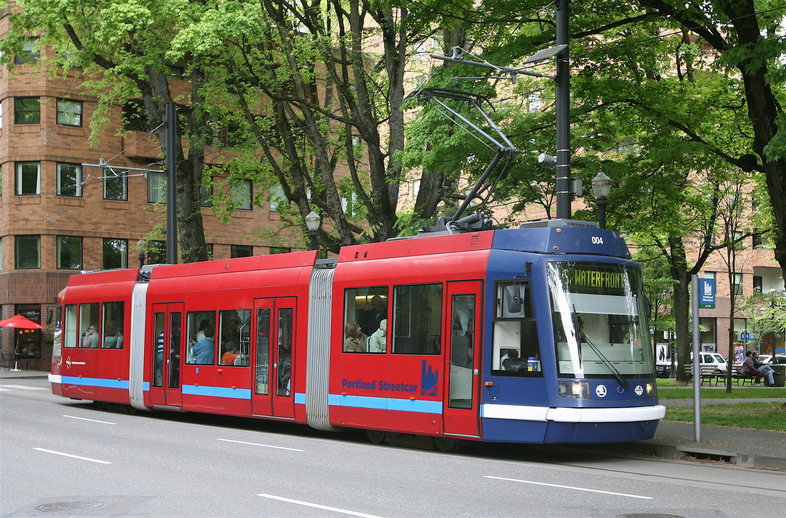 skoda_streetcar_irl.jpg