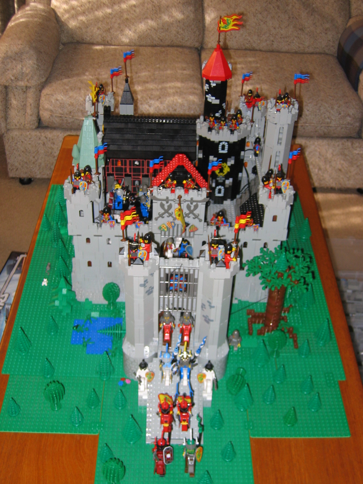 brickfest2_castle_2.jpg