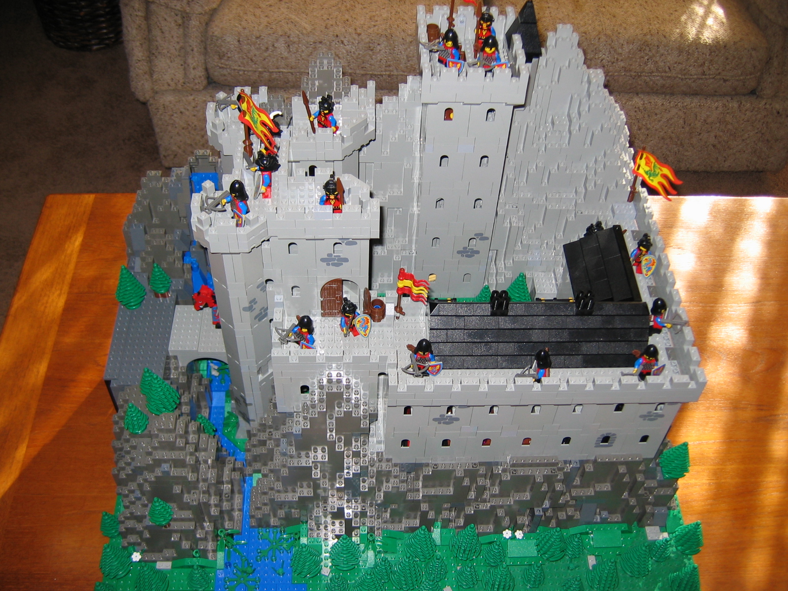 mountain_castle_3_.jpg