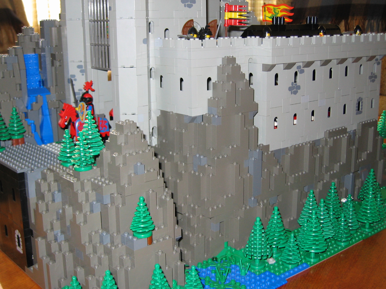 mountain_castle_6_.jpg