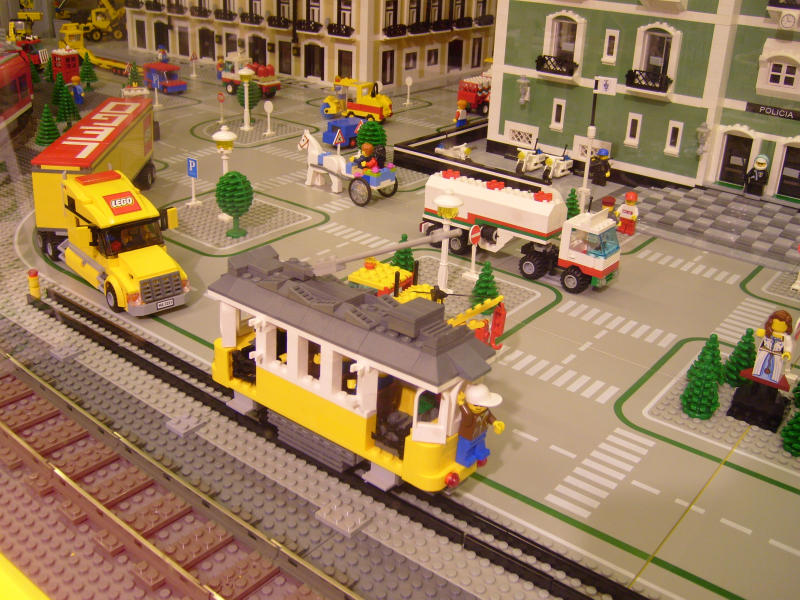 eci2010-001.jpg