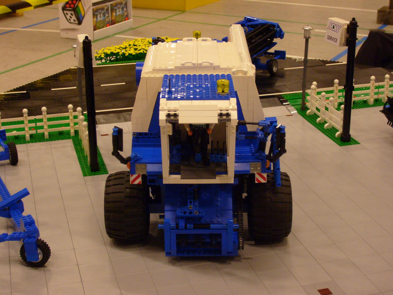 s7000262.jpg