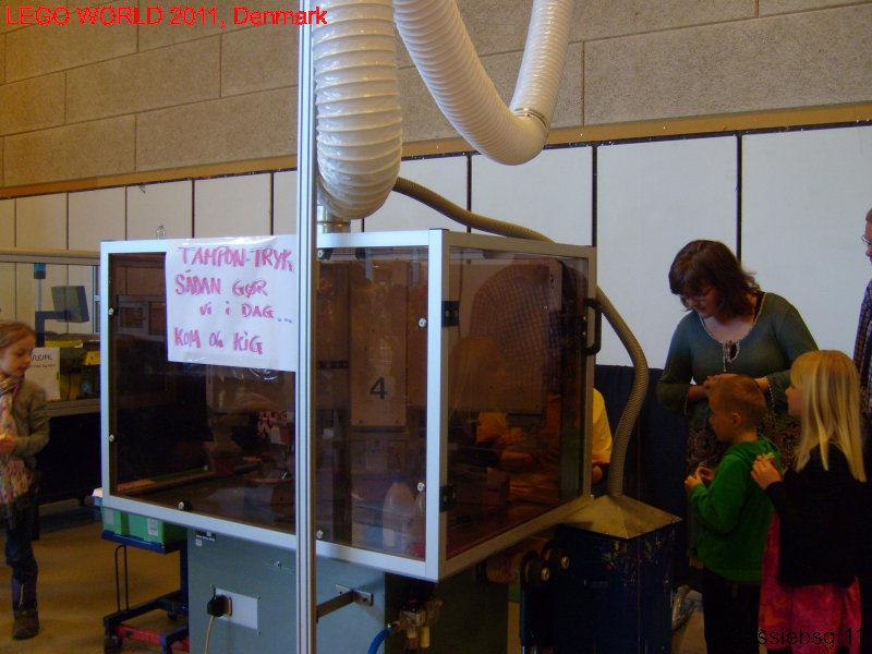 lw2011dk.281.jpg