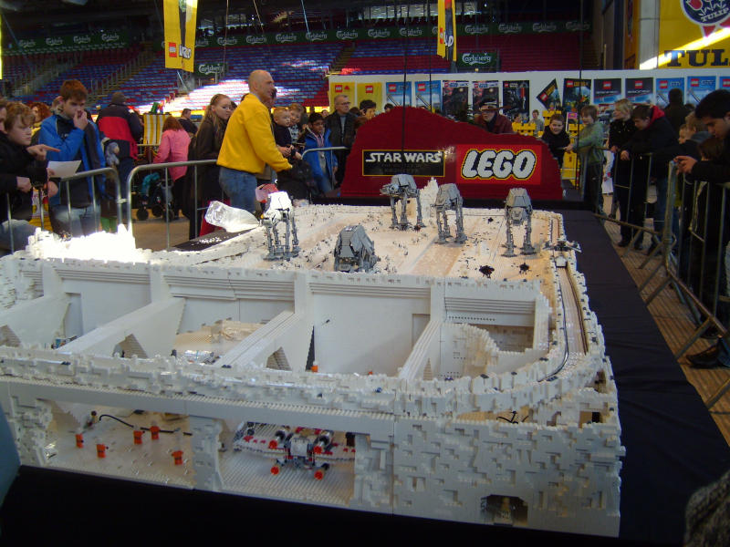 s7002239.jpg