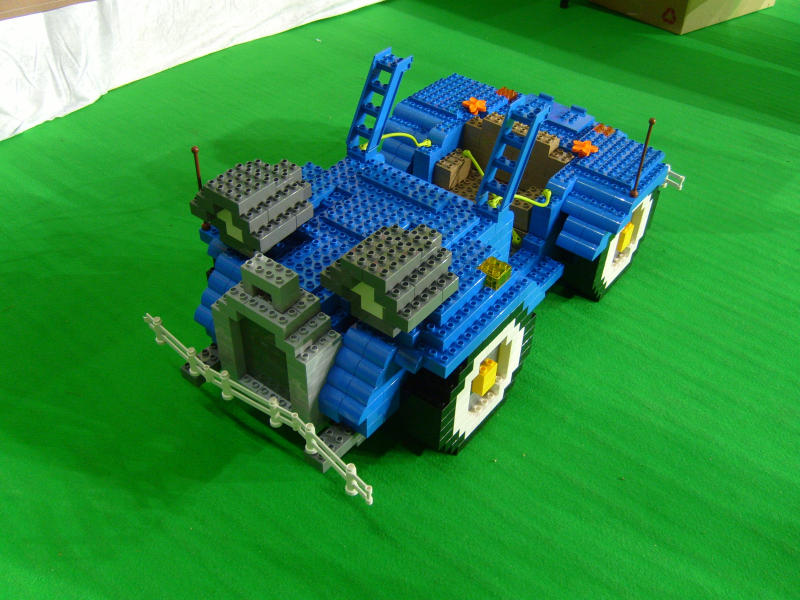 duplo08_parentmoc.jpg