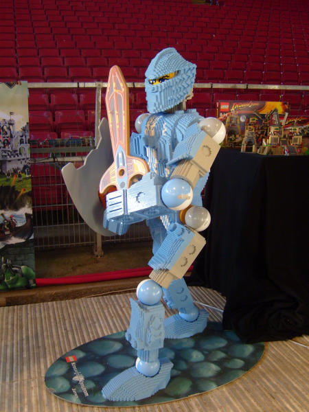 indy_castle_agents_04.jpg