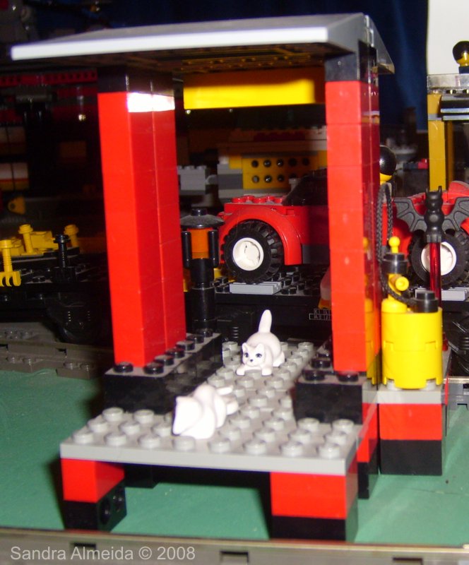 shell_04_back_closed.jpg