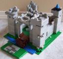 ruinedlegocastle1b.jpg
