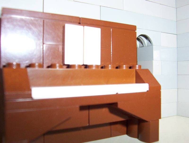 legopiano6-glare.jpg
