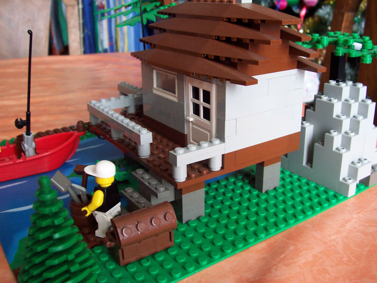 fishman_hut5.jpg