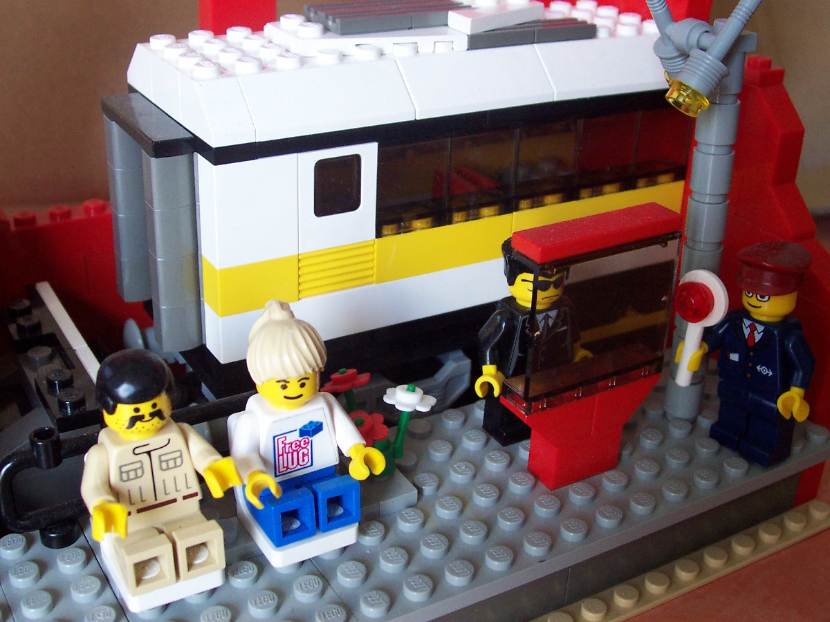 mod_minifig18.jpg
