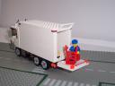 white_truck03.jpg