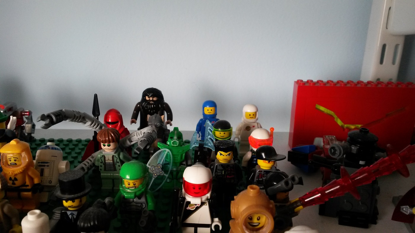 benny_among_figs.jpg