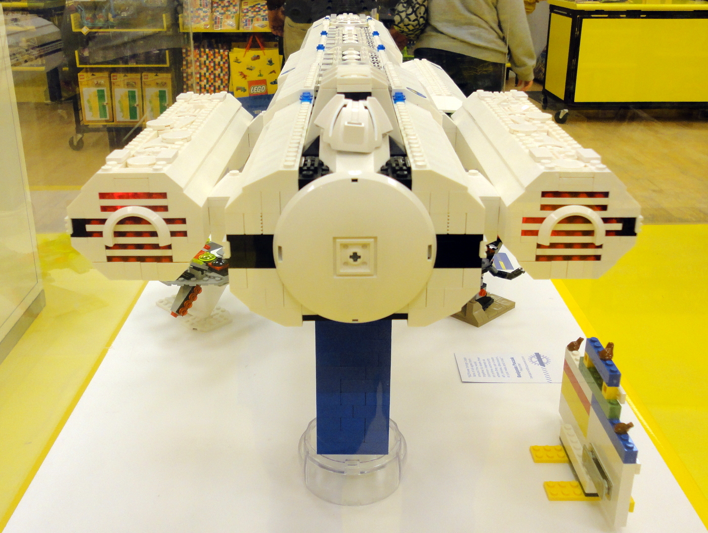 lego_store_ship-005.jpg