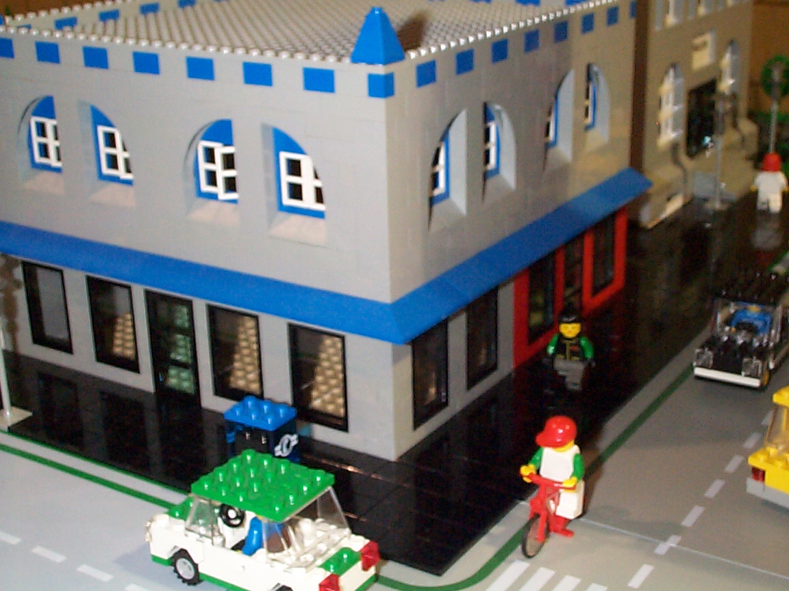 28greybldg.jpg
