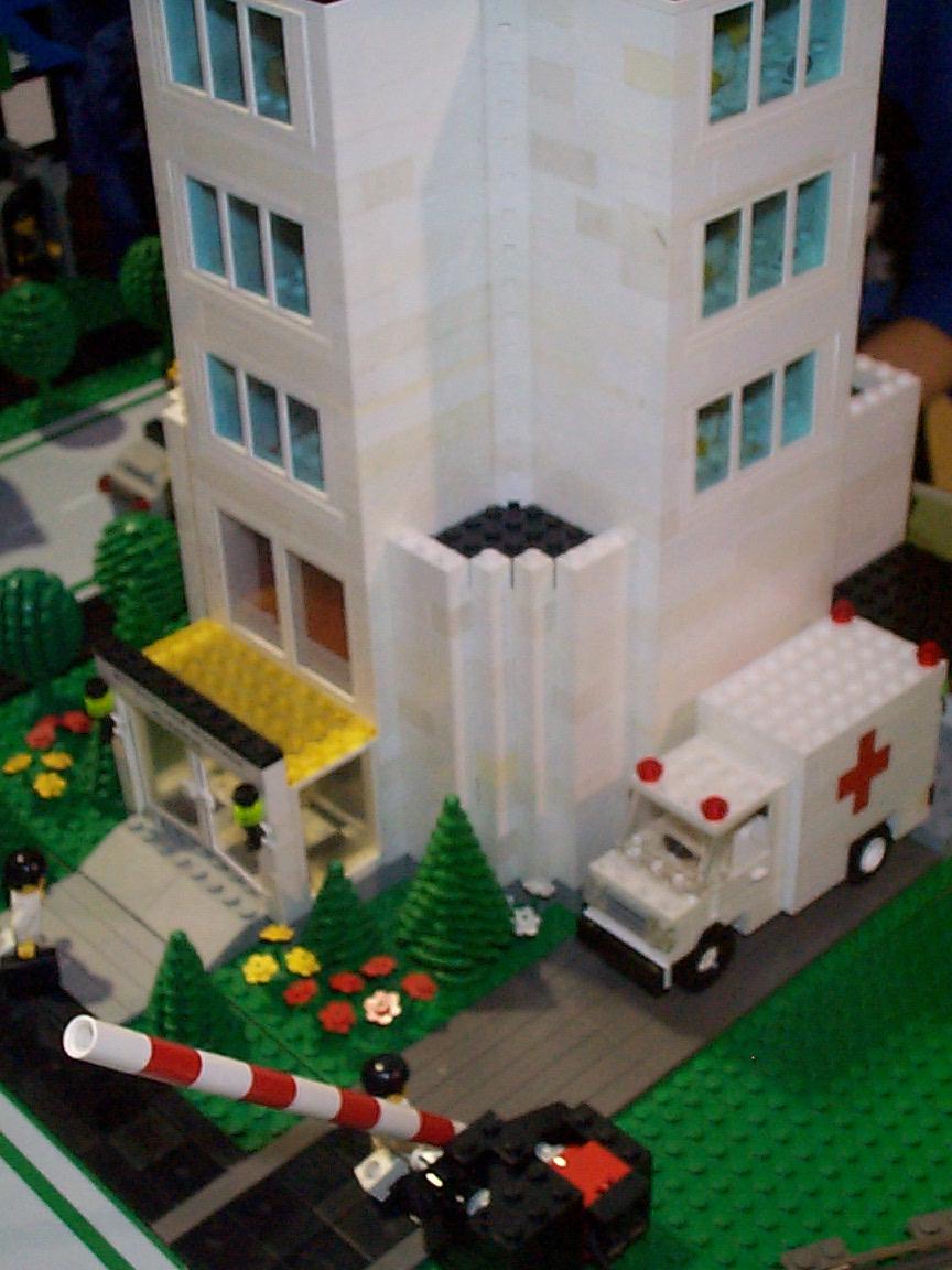 32hospital.jpg