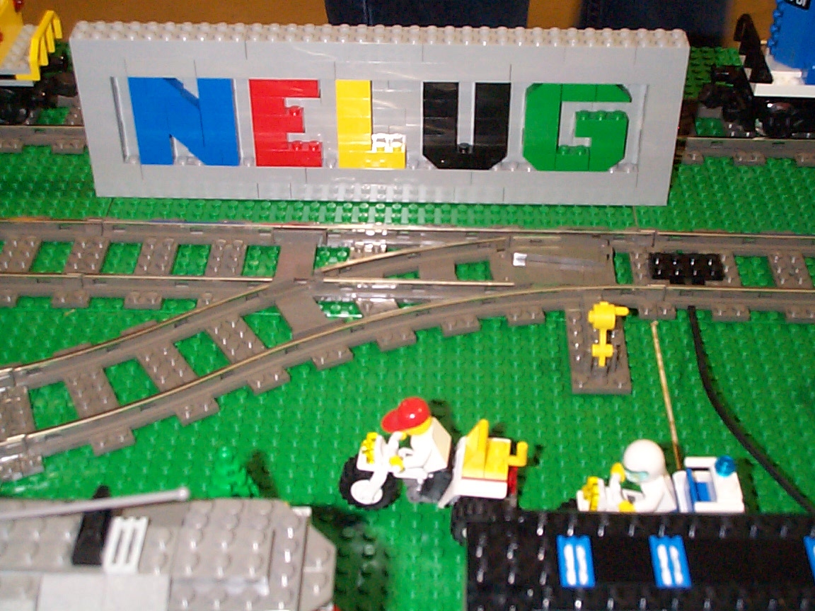40nelugsign.jpg