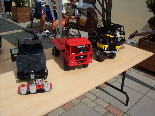 image_009.jpg