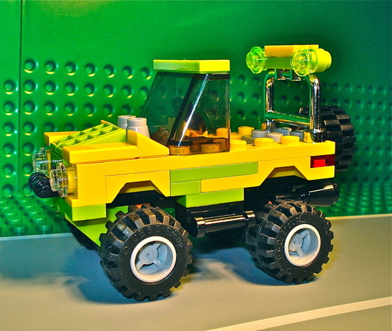 moc_4x4_12_trekker_ssx_baja.jpg