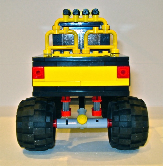 moc_-_juggernaut_10.jpg
