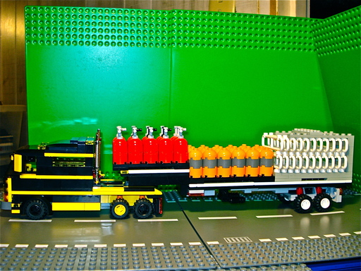 moc_trailer_1-02.jpg