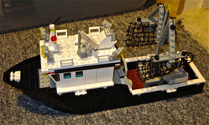 moc_fishing_trawler_11.jpg