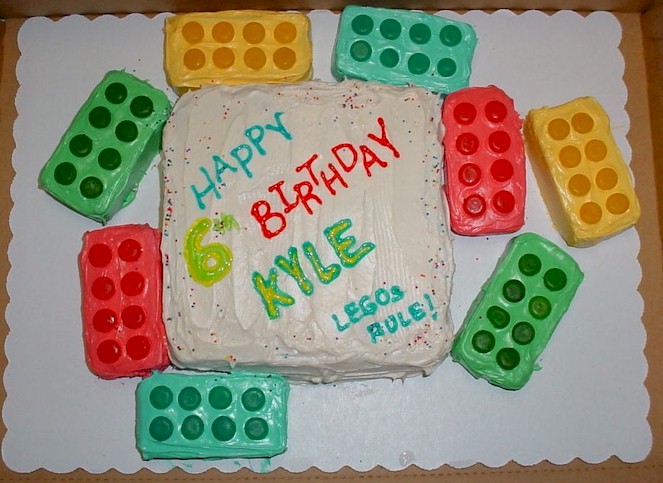 legocake.jpg